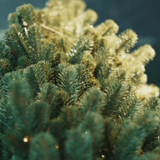 Brad Artificial 120 cm cu 100 crengi si Suport Inclus